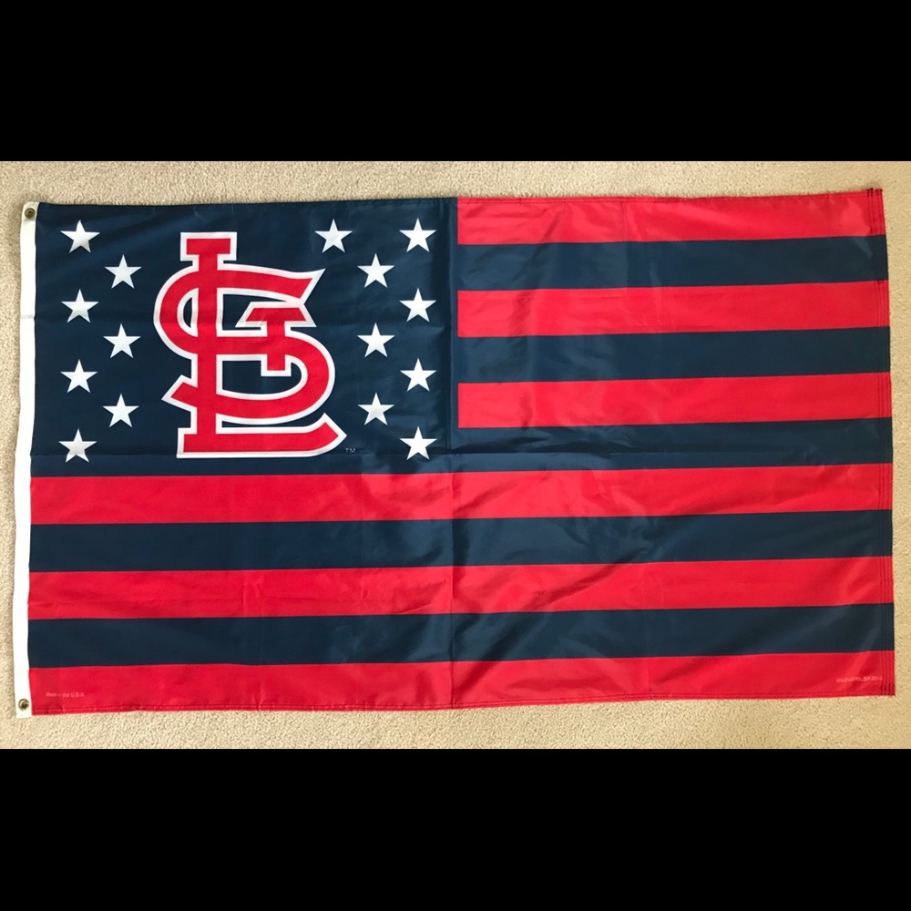 *SOLD* NWOT STL Cardinals Flag